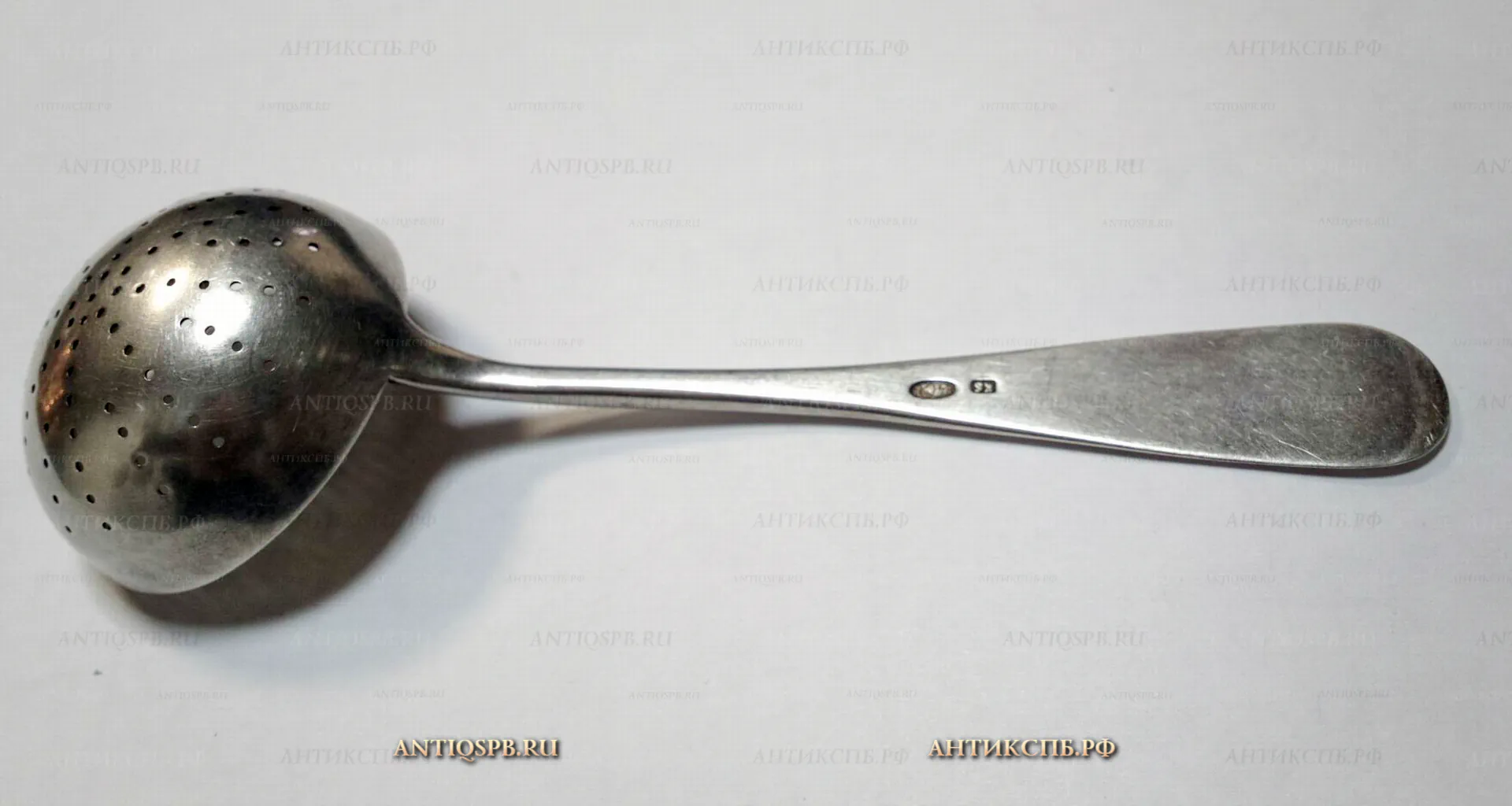 Ситечко серебряное антикварное с ручкой.  Россия. Нач. ХХ века. №19316